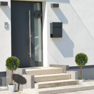 Kunstig Lavendel Plante Sæt med 2 Kunstige Planter, 60 cm Stueplante i Potte, Kunstigt Træ med Kunstig Mos til Indendørs, Udendørs